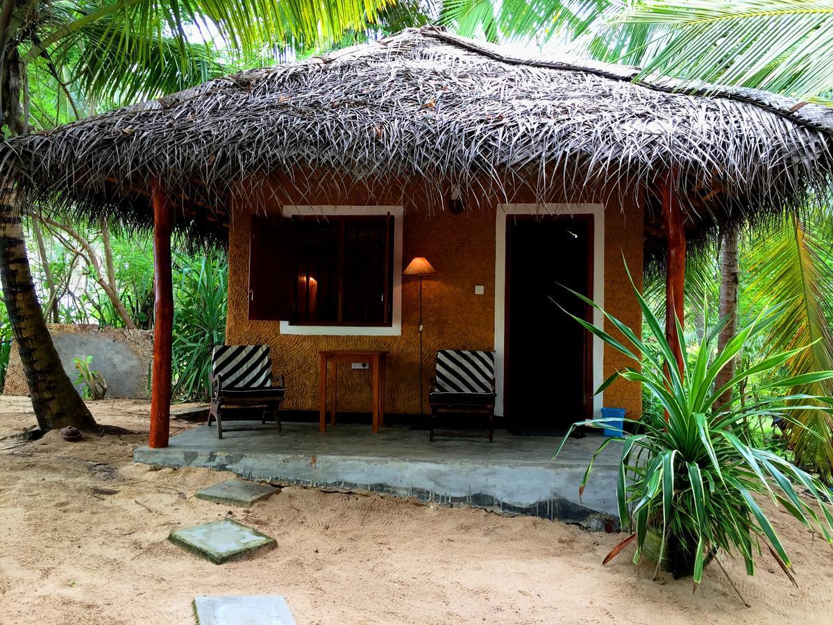 Shehani Beach Bungalow Tangalle Esterno foto