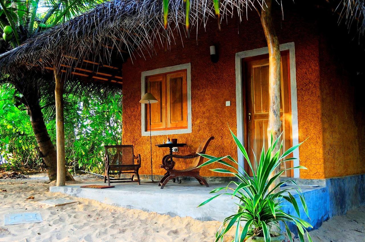 Shehani Beach Bungalow Tangalle Esterno foto